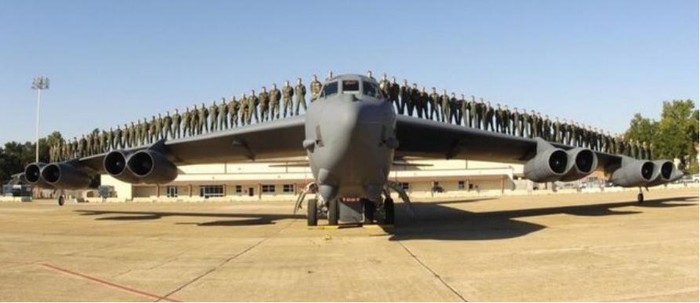 Máy bay ném bom B-52H
